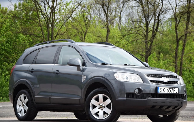 Chevrolet Captiva cena 27900 przebieg: 207000, rok produkcji 2010 z Pasym małe 704